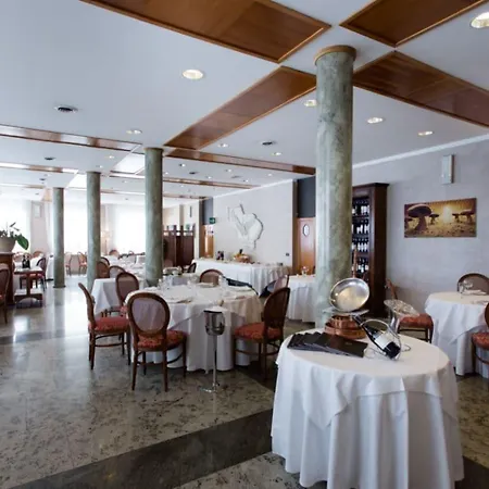 Hotel Air Palace 4*