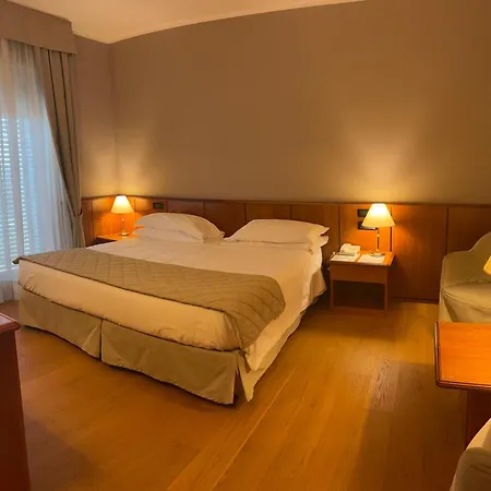 Hotel Air Palace 4*