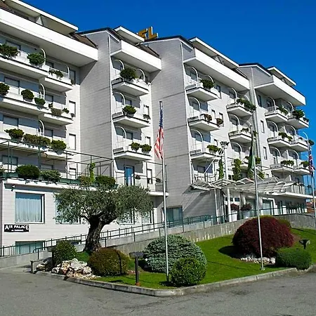 Air Palace Hotel 4*