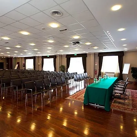 Air Palace Leini