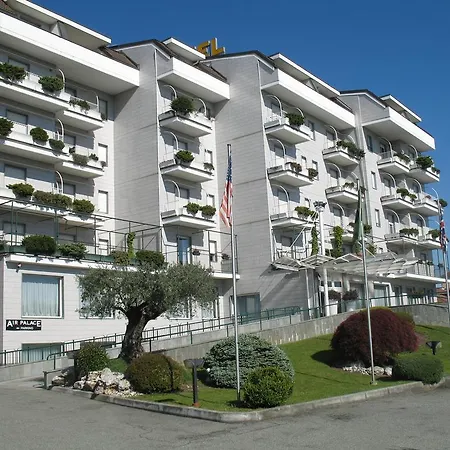Air Palace Hotel