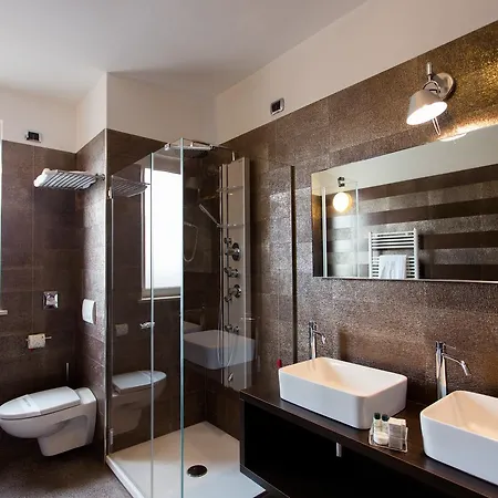 Air Palace 4*
