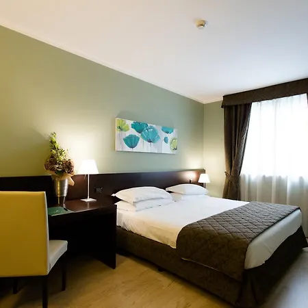 Air Palace 4* Leini