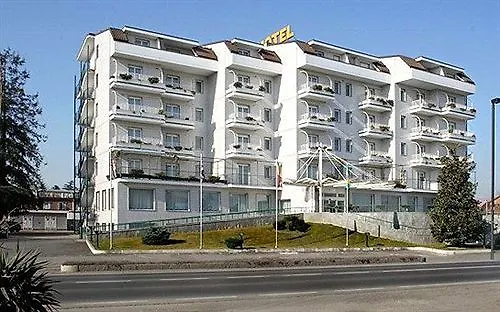 Hotel Air Palace